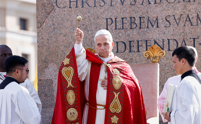Pope Leo XIV rejects claims that God justifies war in Palm Sunday Mass message